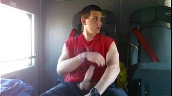 Cumming à l intérieur d un camion de pompiers XVIDEOS