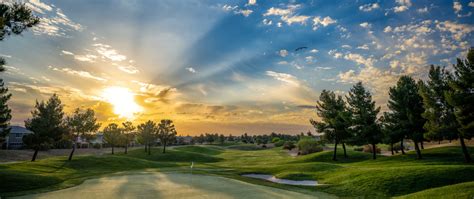 The best golfing and dining venue in all of the Antelope Valley