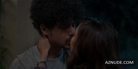 Pooja Bhatt Nude Aznude