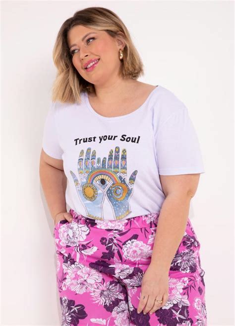 Blusa Branca Estampa Na Frente Plus Size Queima De Estoque