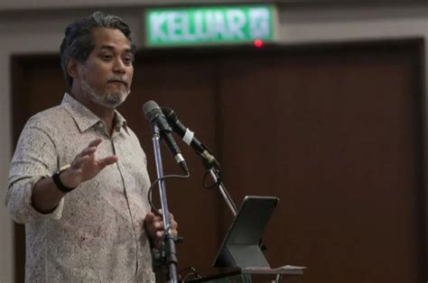 Bakal Tamatkan Teka Teki Khairy Jamaluddin Setuju Masuk Bersatu