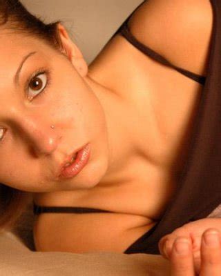 Pictures Of Ronni Tuscadero Teasing At Home Porn Pictures Xxx Photos Sex Images Pictoa