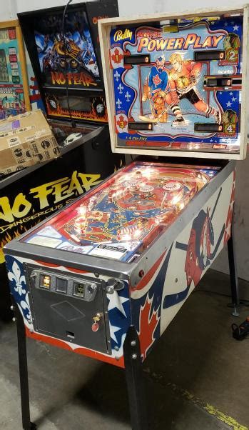 Bobby Orr Power Play Pinball Machine Bally 1978