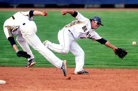 Unc Notes University Of Northern Colorado Baseball Team Helping With