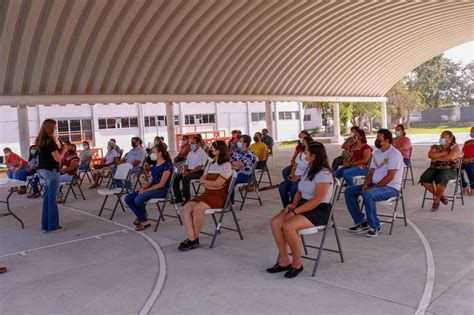 DIRECTORA GENERAL DEL CECYTEC REALIZA GIRA DE TRABAJO EN PALIZADA