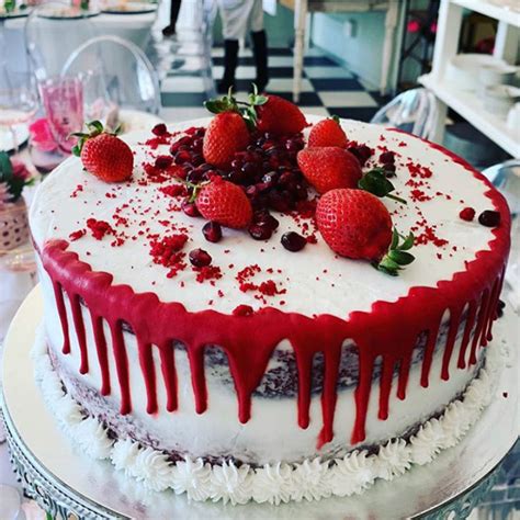 Naked Red Velvet Buttercream Cake Miss Cake