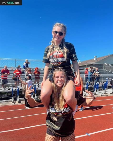 Jacklyn Nicole Jacklynroper Snarkybrunette Nude Leaked Onlyfans Photo FapGeek