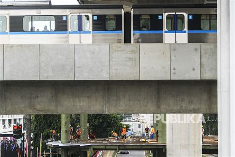 Progres Pembangunan Skybridge Halte Csw Mrt Asean Republika Online