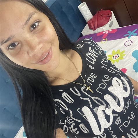 Kelly Cute Cam Model Free Live Sex Show Chat Stripchat