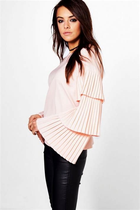 Rea Pleated Ruffle Sleeve Blouse Boohoo