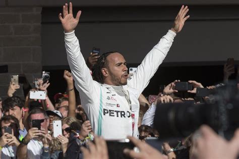 Hamilton Alla Ferrari Le Tappe Che Hanno Portato Lewis Sul Cavallino