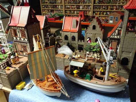 Playmobil DIY and Crafts: Build Your Own Adventure