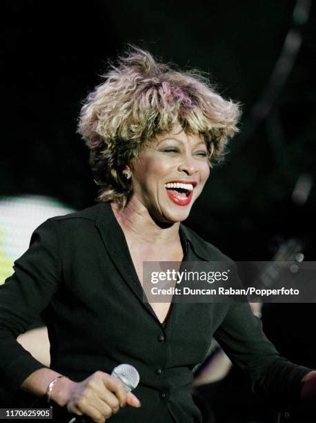 Tina Turner 1990s Photos And Premium High Res Pictures Getty Images