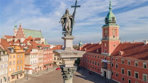 Złota Pinezka Map Google dla Zamku Królewskiego fotogaleria