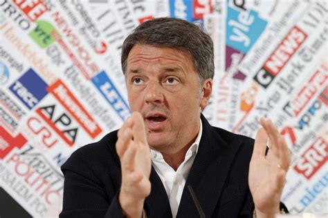 Matteo Renzi Il Leader Di Italia Viva Si Candida Alle Europee