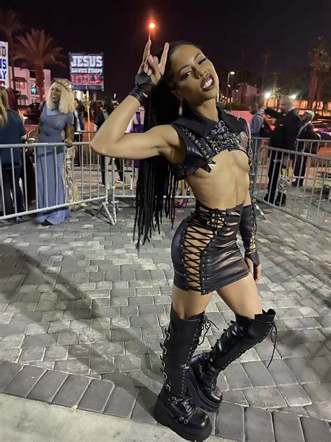 Kira Noir Nudes PornstarFashion NUDE PICS ORG