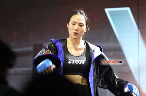 Hot girl MMA Phạm Thị Nhung thắng trong giây lọt vào chung kết Lion Championship