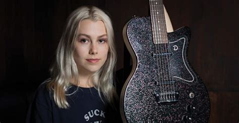 Phoebe Bridgers Height Weight Body Measurements Bra Size Shoe Size