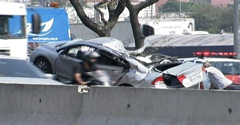 G Criminosos Em Fuga Capotam Carro Na Marginal Tiet Not Cias Em