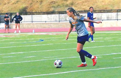 Lady Demons Volleyball Goes In Home Triangular Dodge City Daily Globe