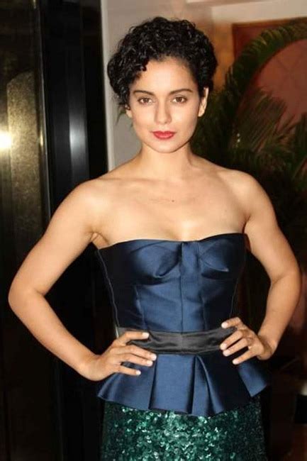 Kangana Ranaut Flaunts Cleavage In The Hot Revealing Outfit