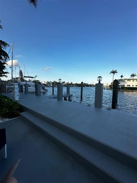 Private Dock Lease In Las Olas Water And Electric Included Dock Skipper