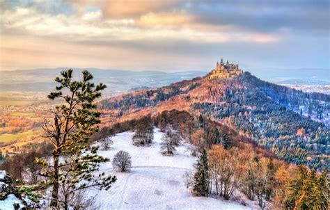 Premium Photo | Winter view of hohenzollern castle in badenwurttemberg ...