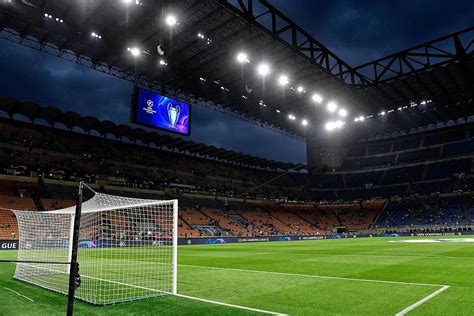 Football Ligue Des Champions AC Milan Tottenham Les Compos 21h