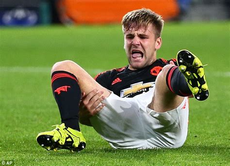 Manchester United S Luke Shaw Back At Their Carrington Training Base After Broken Leg Injury