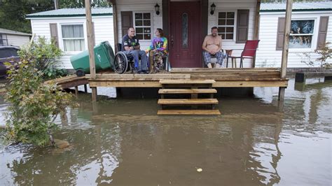 Diez Muertos Por Las Inundaciones En Carolina Del Sur