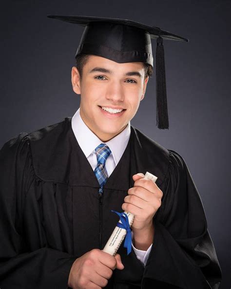 Grad Photography In Waterloo On Prestige Portraits