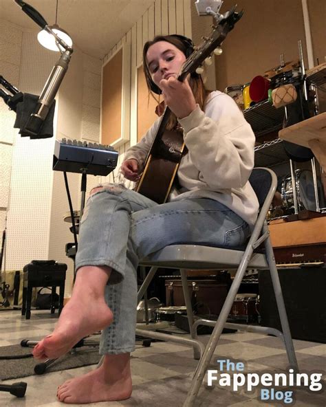Kaitlyn Dever Kaitlyndever Nude Leaks OnlyFans Photo 52 TheFappening