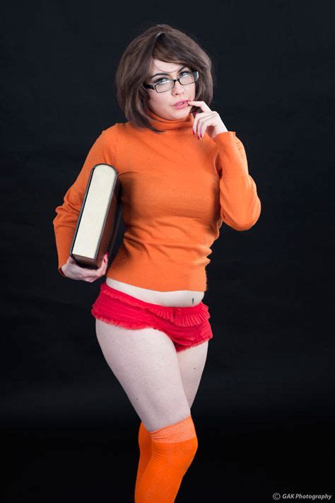 Velma Cosplay Косплей