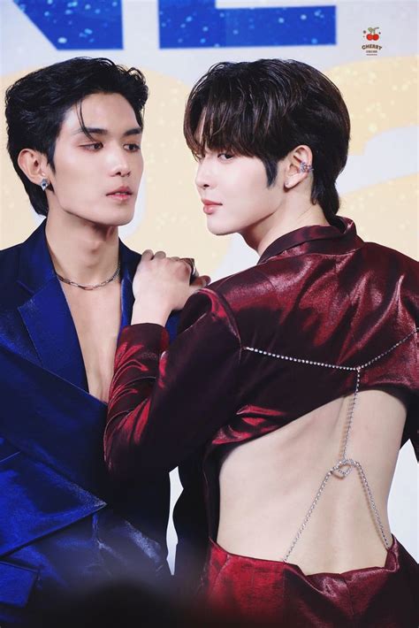 Gay Outfit Bad Friends Friends Series Best Photo Poses Cute Gay Couples Thai Drama Couple