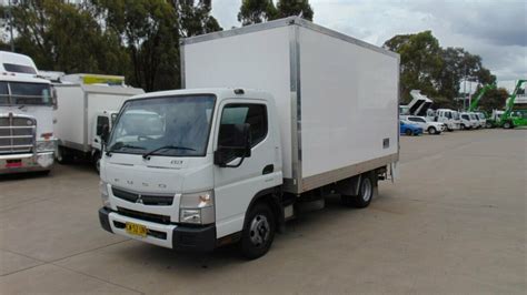 2018 FUSO CANTER 515 WIDE CAB PANTECH JTFD5246555 JUST TRUCKS