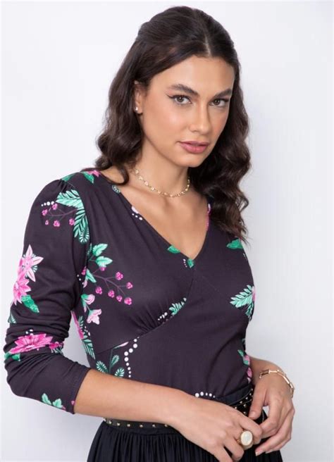 Quintess Blusa Floral Dark Mangas Bufantes Blusa Floral Mangas