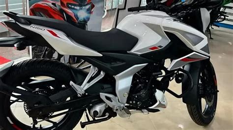 New Bajaj Pulsar N150 INCOMING! - BikeWale