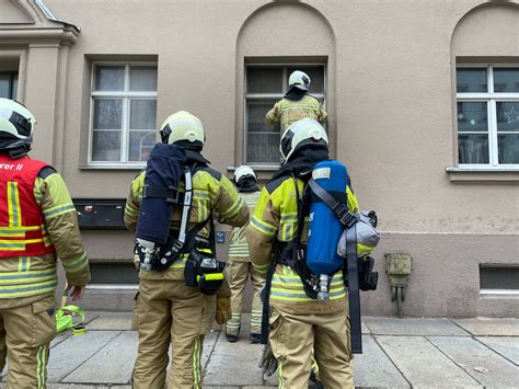 Fw Dresden Informationen Zum Einsatzgeschehen Der Feuerwehr Dresden