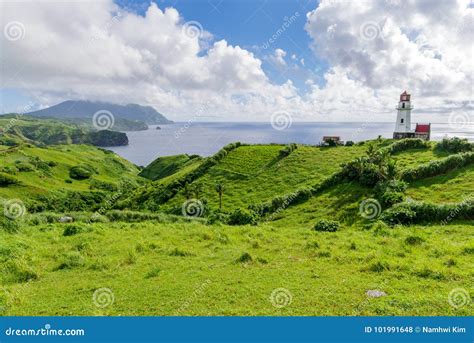 Colina De Mahatao En La Isla De Batan Batanes Foto De Archivo Imagen De Vaca Verano 101991648