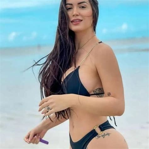 Wet Dripping Horny Pussy Hot And Sexy Waterfront