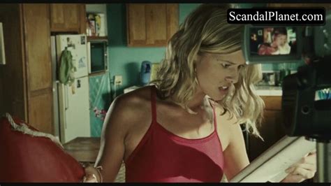 Sarah Wright Nude Pics Scenes And Porn Scandal Planet The Fappening Leaked Photos