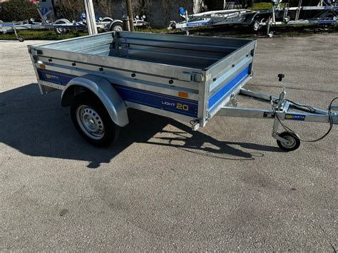 Autoprikolica Vesta Trailers Light Kiper X X Kg