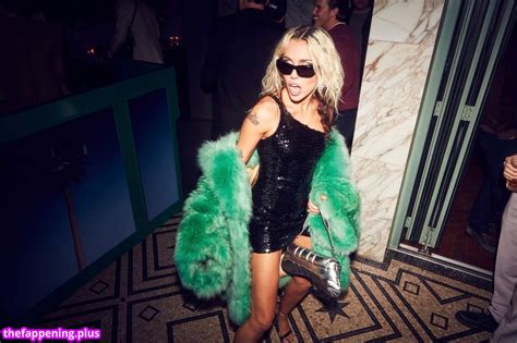 Miley Cyrus MileyCyrus Nude OnlyFans Photo The Fappening Plus