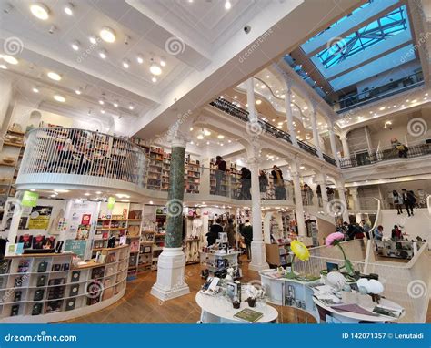 Carturesti Bookshop In Bucharest Romania Editorial Photography