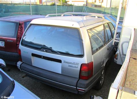 Fiat Tempra I E X Station Wagon In Graveyard