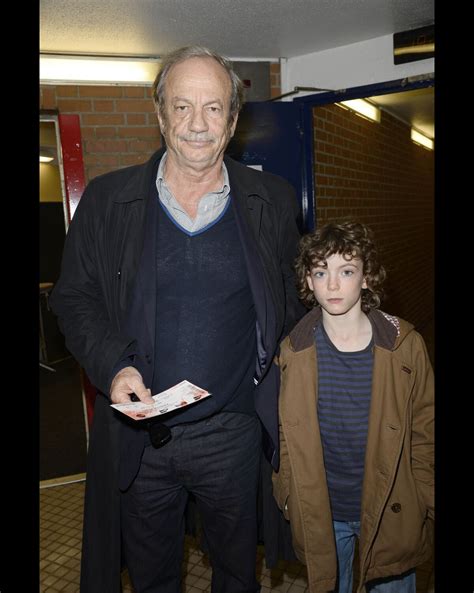 Photo Patrick Chesnais et son fils au concert de Patrick Bruel à