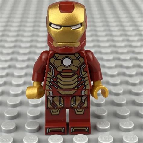 Lego Marvel Super Heroes Iron Man Mark Armor Minifigure