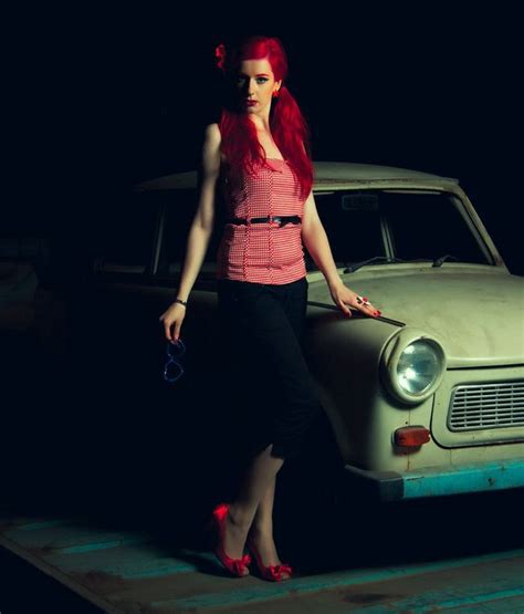 Awesome Hot Pin Up Girls 35 Pics