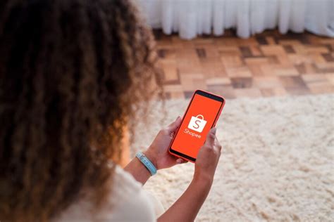 Shopee abre mais de 3 500 vagas temporárias para o fim de ano no Brasil