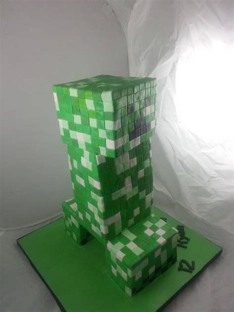 Minecraft Creeper - CakeCentral.com